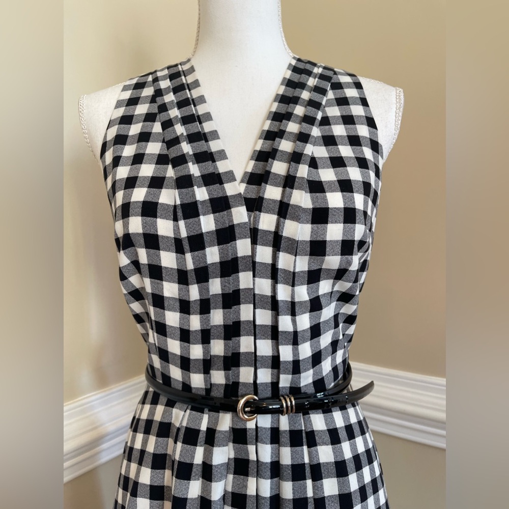 Ann Taylor Dress, Gingham, Sleeveless, Black & White, Size 4, Belted Fit & Flare